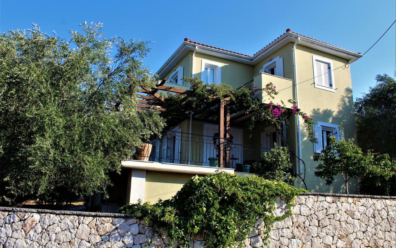Cinema Themed House In Argostoli Villa Buitenkant foto