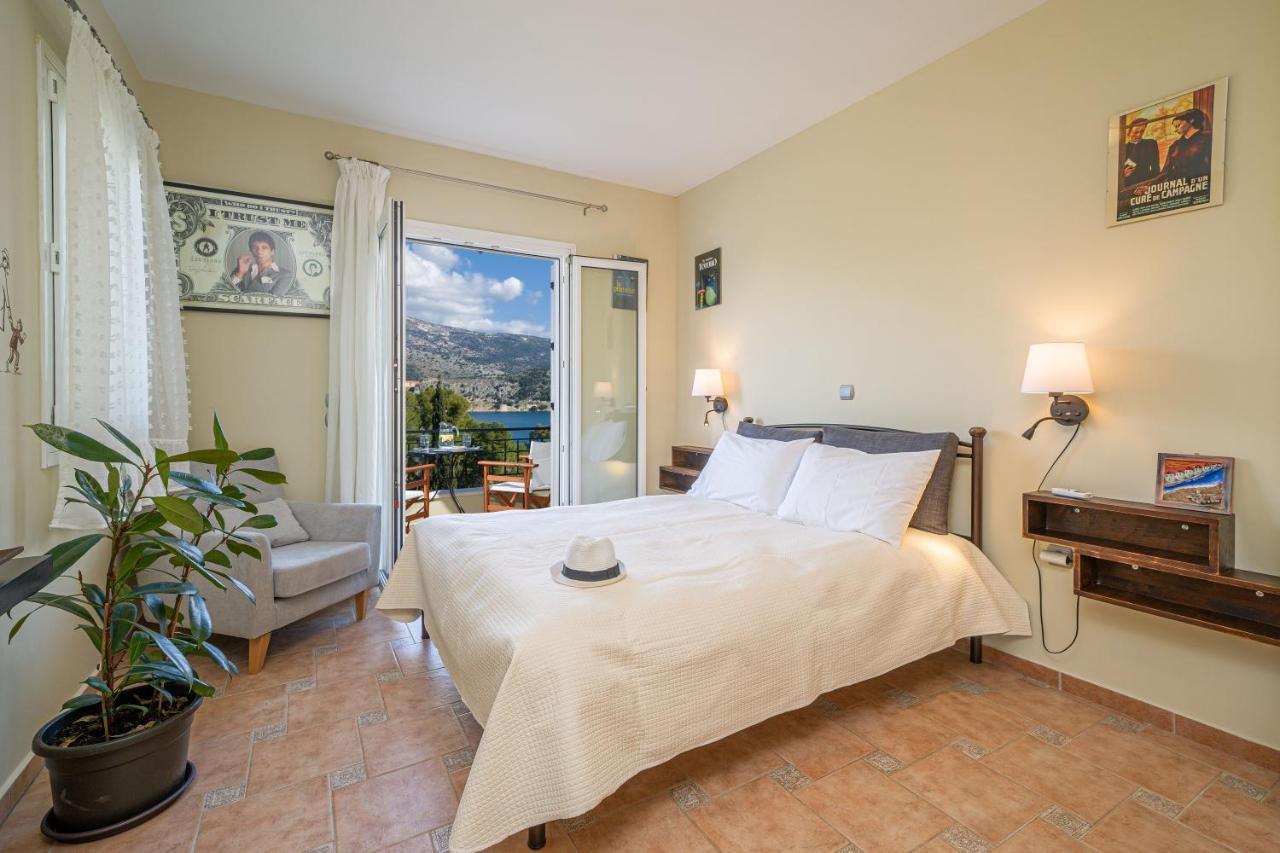 Cinema Themed House In Argostoli Villa Buitenkant foto